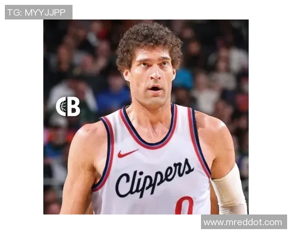 布鲁克洛佩斯：从篮球新星到NBA传奇的辉煌之路