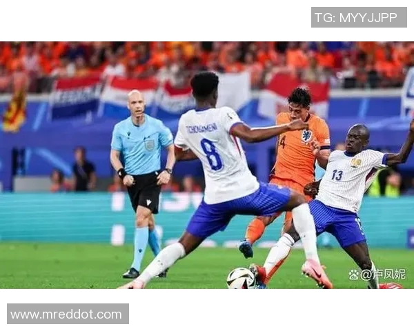 波兰队迎战马耳他队期待精彩对决展现足球魅力与团队精神 波兰队迎战马耳他队期待精彩对决展现足球魅力与团队精神