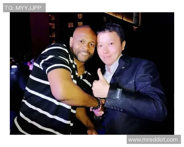 泰生挑战拳坛传奇罗伊琼斯引发全球拳迷热议与期待 泰生挑战拳坛传奇罗伊琼斯引发全球拳迷热议与期待