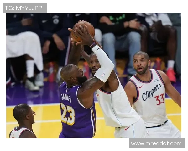 湖人热火对决展望未来篮球盛宴的无限可能与挑战 湖人热火对决展望未来篮球盛宴的无限可能与挑战