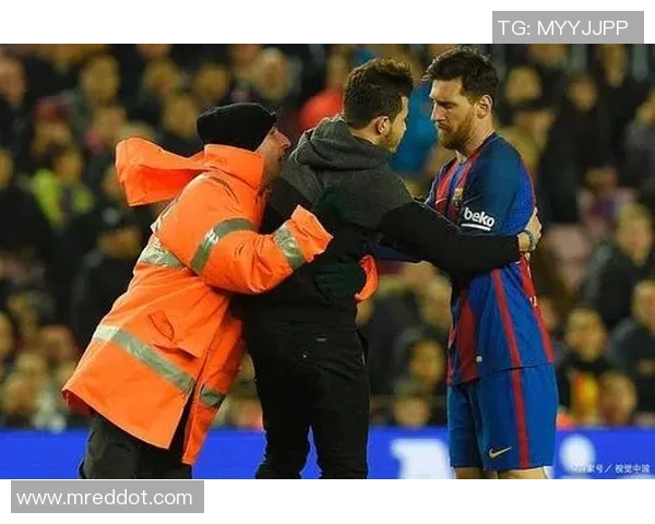 狼队与埃弗顿激战正酣赛果揭晓引发球迷热议与期待 狼队与埃弗顿激战正酣赛果揭晓引发球迷热议与期待