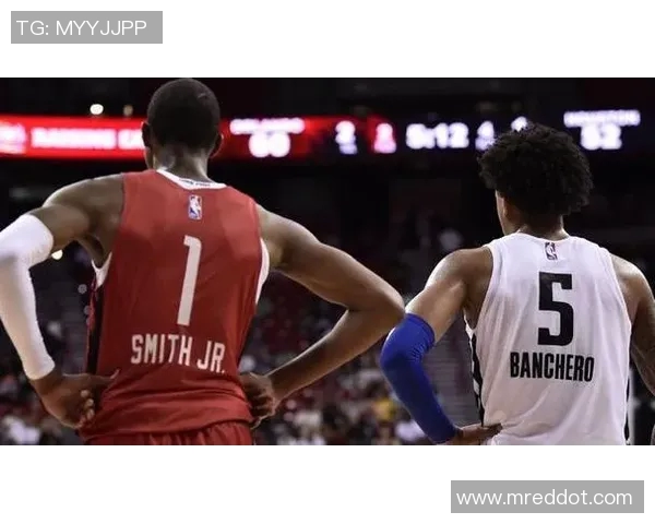 爱尔兰与法国友谊赛精彩回顾两队实力对决引发球迷热议 爱尔兰与法国友谊赛精彩回顾两队实力对决引发球迷热议