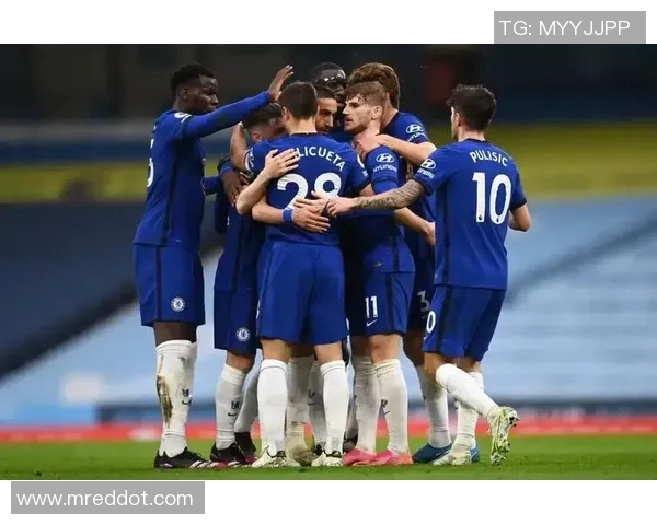 荷兰与意大利激战正酣谁将赢得这场足球盛宴的胜利荣耀