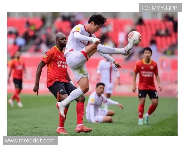 辽宁宏运迎战江苏东吴争夺胜利双方球员全力以赴展现精彩对决