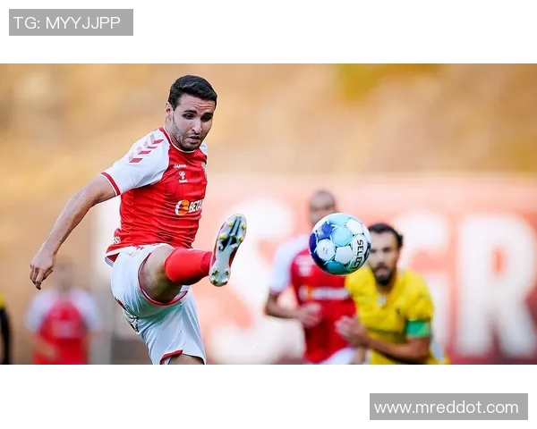 阿尔克与兹沃勒激战正酣谁能在这场较量中脱颖而出